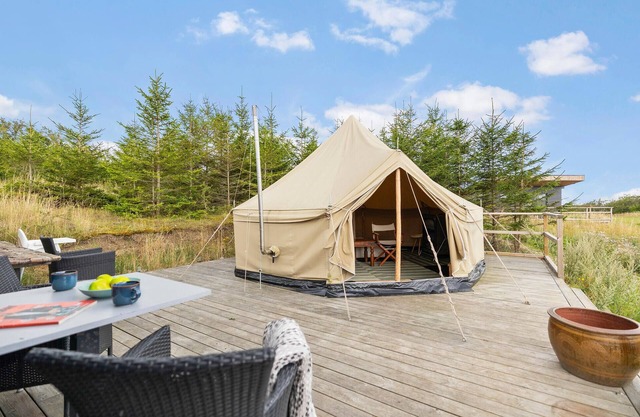 Lovely home in Sejerø with WiFi