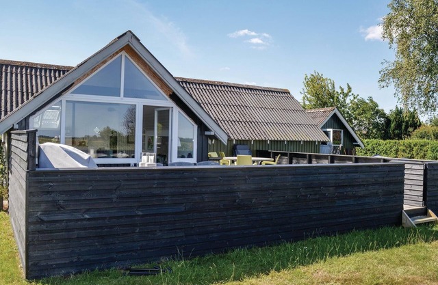 Lovely home in Storvorde with kitchen