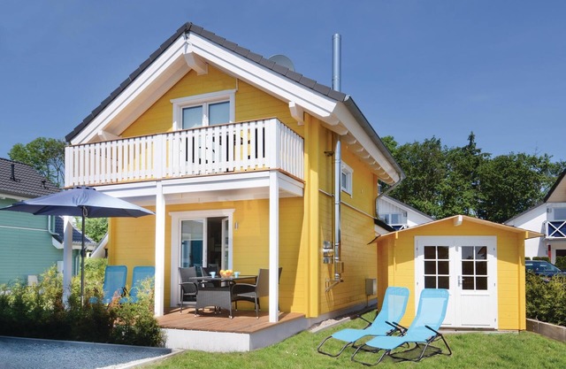Lovely home in Süssau/Ostsee with sauna