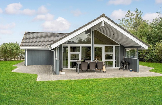 Lovely home in Tarm with sauna