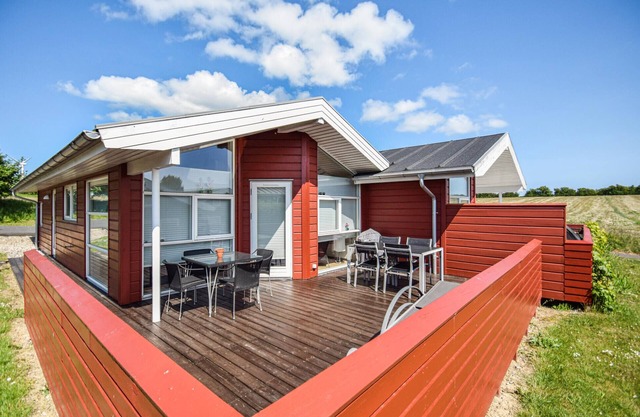 Lovely home in Tranekær with WiFi