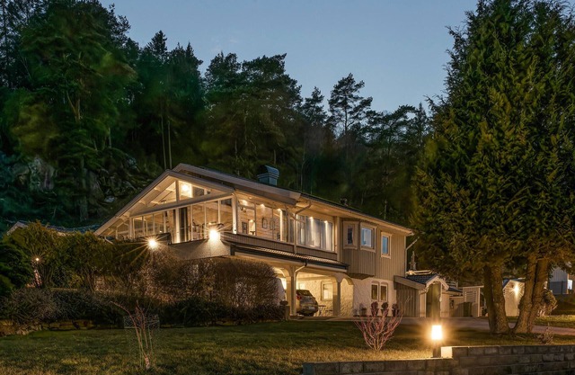 Lovely home in Uddevalla with kitchen