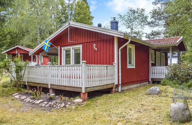 Lovely home in Västra Torup