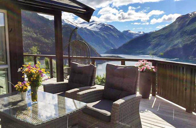 Lovely home in Valldal