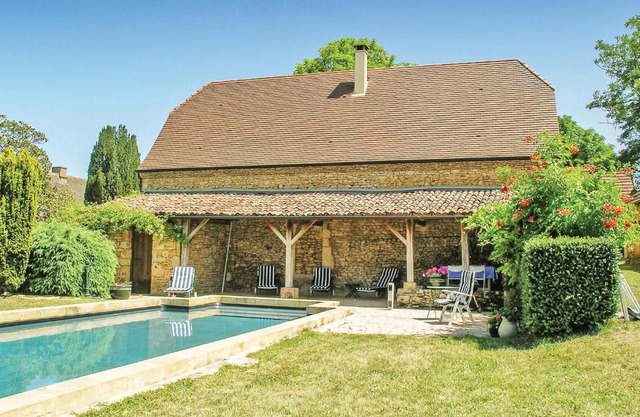 Lovely Home In Valojoulx