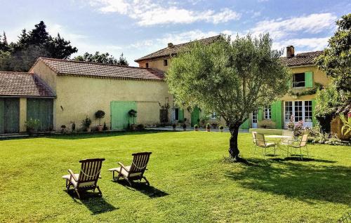 Lovely Home In Violès