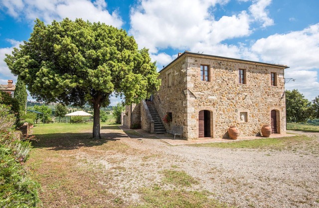 Lovely home in San Quirico D'Orcia