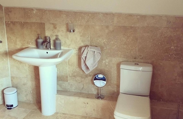 Lovely large 2 Bedroom apartment in the city of Hereford