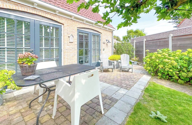 Lovely luxury wellness home for 2, near the sea