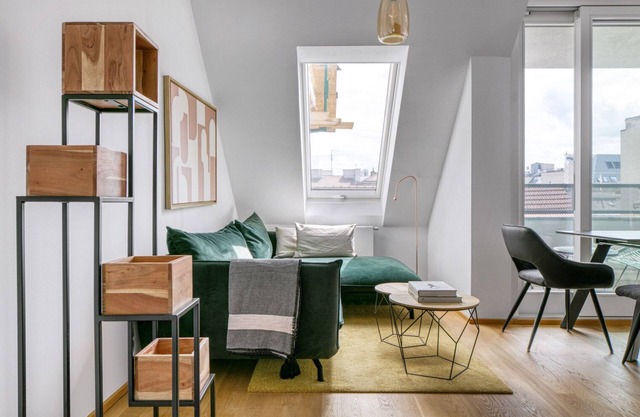 Lovely Mariahilf 1BR w/Elevator + Terrace, near park, U4, by Blueground