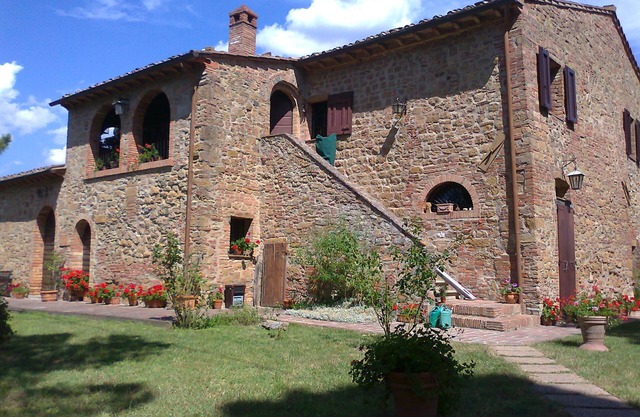 Lovely old farmhouse (1653) in the heart of Tuscany, panoramic view, for 2-4 p.