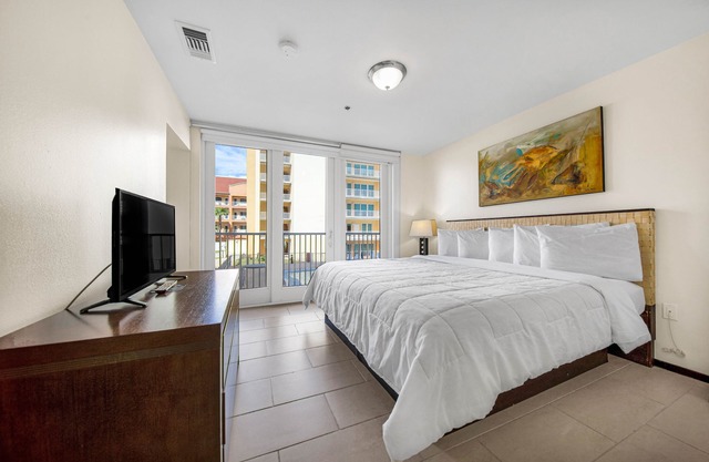 Lovely One Bedroom Unit on SPI + Infinity Pool