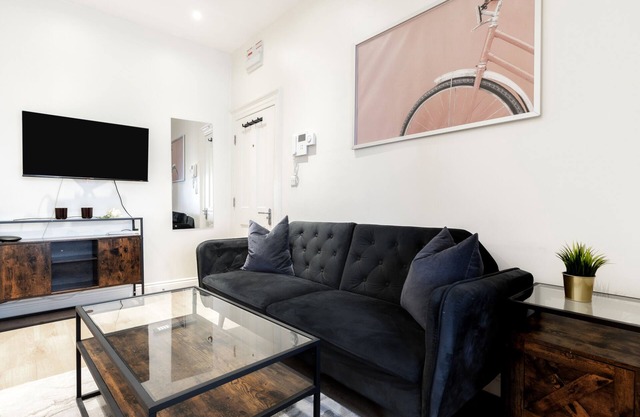 Lovely One Bedroom Baker St Central London G4