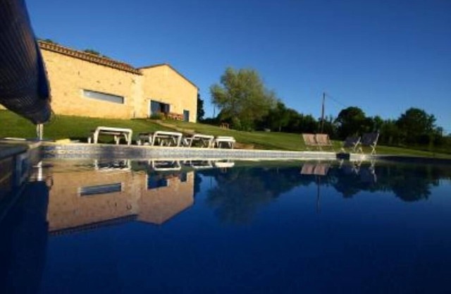 LOVELY PERIGORD charming house with heated swimming pool very comfortable
