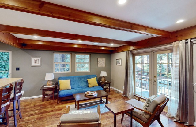 Lovely Redwood Retreat w/Hot Tub & Wraparound Deck