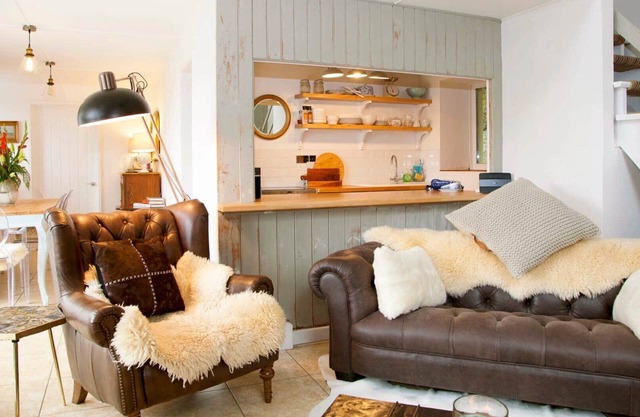 Lovely renovated stone built School House in LLangrannog. Sleeps 6, near the sea, family friendly.