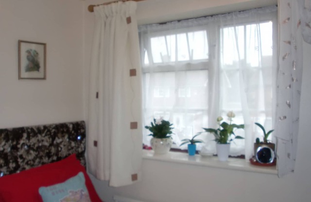 Lovely Single Bedroom