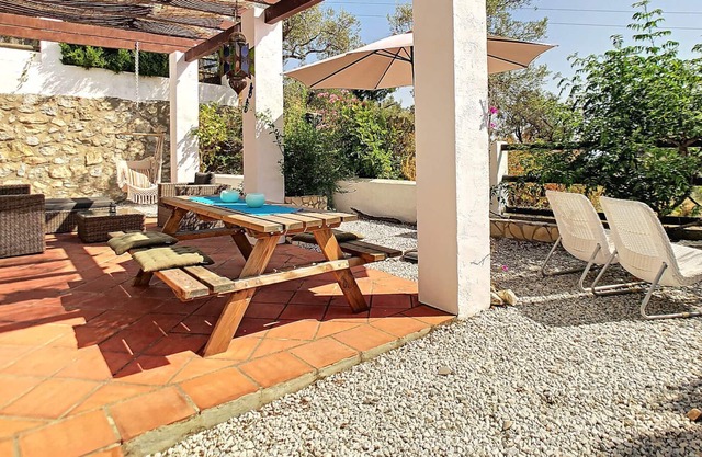 Lovely spacious vacation home. Lying against a natural park.