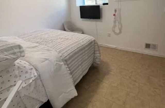 Lovely studio on Staten Island, New York