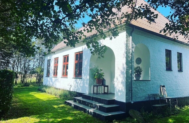 Lovely summer house of 143 m² just a stone's throw from Ejerslev Harbour