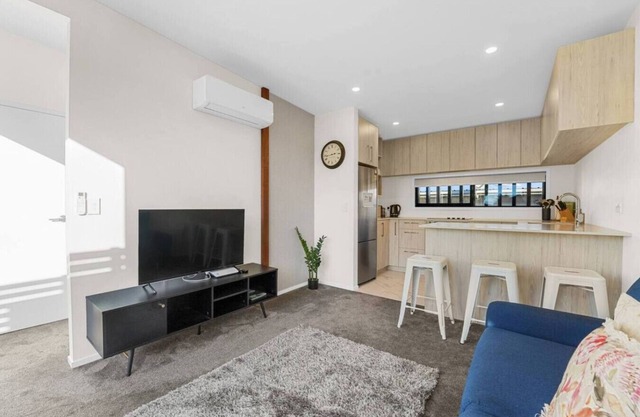 Lovely Tauranga 2 Bed Home