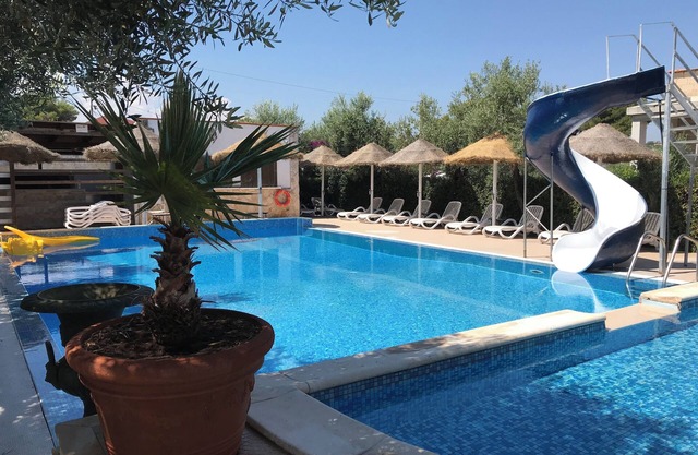 Lovely three-room apartment 4/5 seats with pool view - Chianca