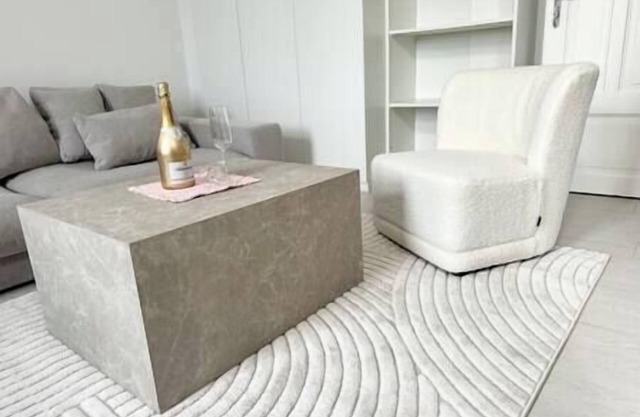 LOVELY TREND apartment
