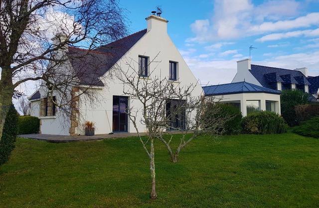 Lovely vacation villa 300m from the port and main beach of Audierne