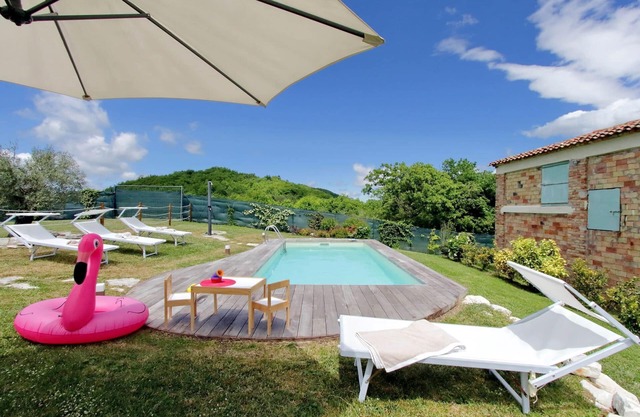 Lovely villa in a peaceful area