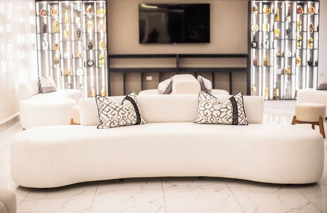 Lovera Hotel