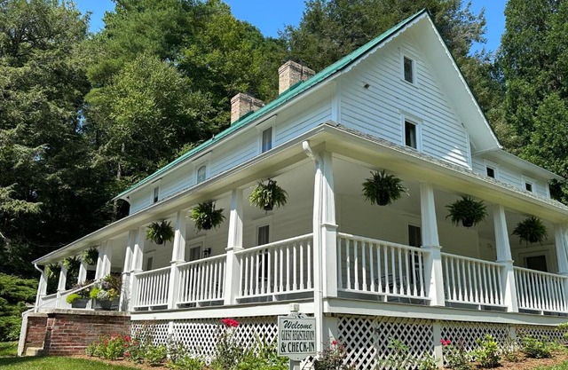 Lovill House Inn