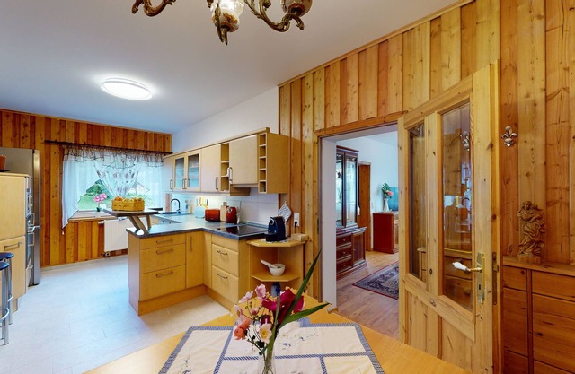 Lovingly furnished apartment above the roofs of Sonneberg Thuringia near the observatory