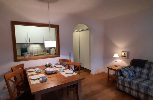 Lovingly furnished apartment in the middle of Steibis. 800 m to the lift and golf course
