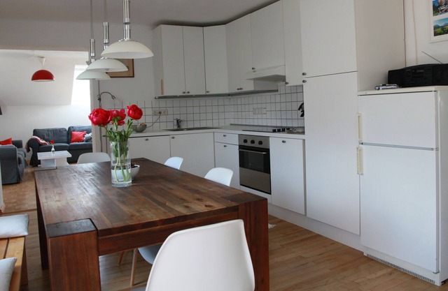 Lovingly furnished top floor apartment