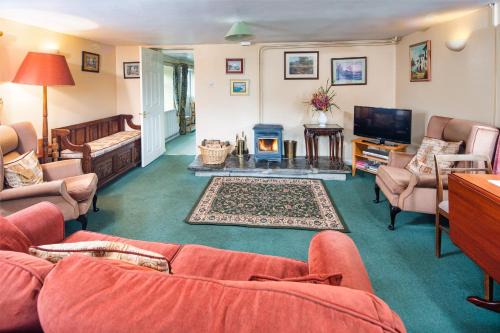 Lower Cottage Newcastle Emlyn