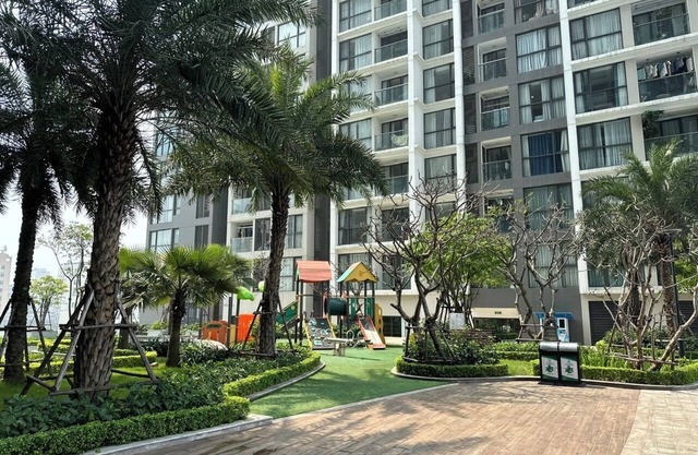 LT.Housing Vinhomes Skylake