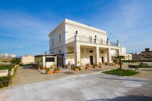 Lt LA VILLA