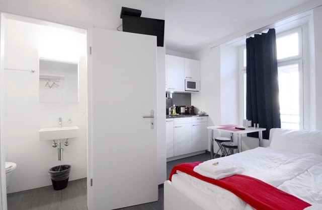 LU Station II - HITrental Apartment