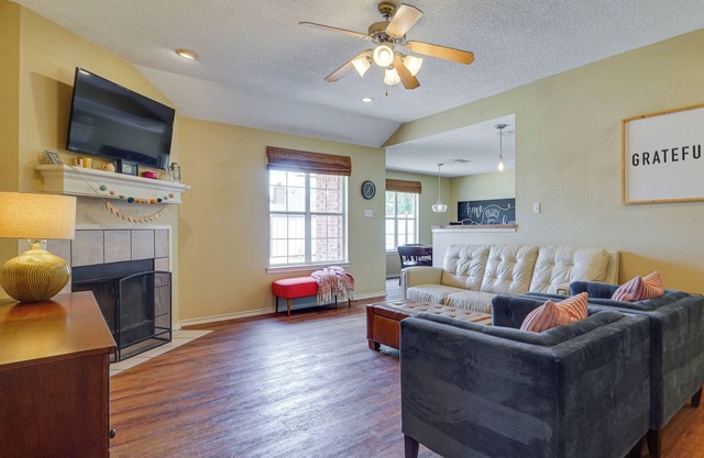 Lubbock Vacation Rental w/ Fire Pit & Large Patio!