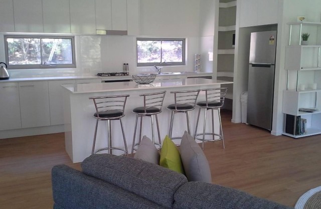 Lucas Parklands - The Sanctuary, direct access to 'Great Walk' and Lake Baroon