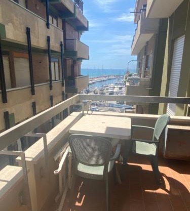 Lucia House mare Nettuno