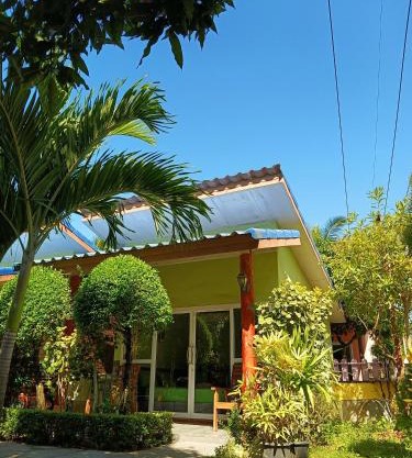 LUCKY Bungalows Koh Mook