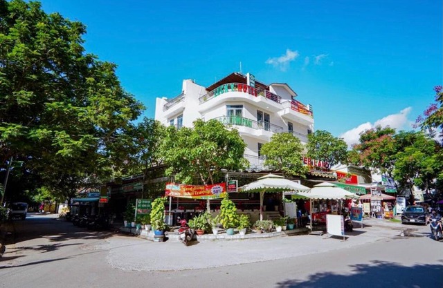 LUCKY HOTEL LIEN PHUONG