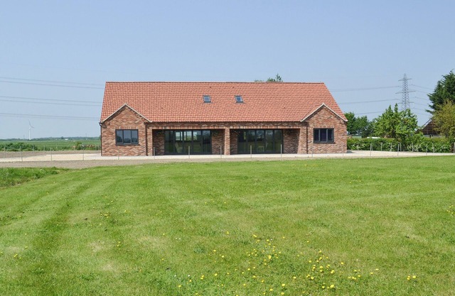 Lucy's Lodge - UKC2202