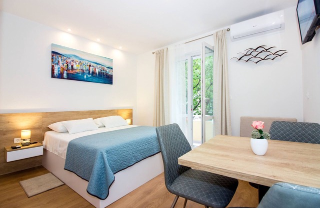 Lugo Apartments
