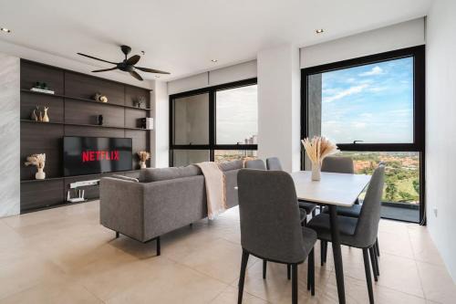 Lumi Tropicana PS4 GolfCourseView 3Bedroom 8pax