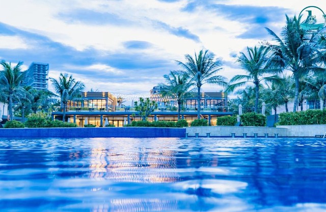 Lumina Villas Cam Ranh, Bai Dai beach luxury resort villas