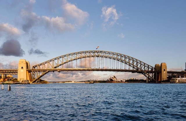 Luna Residence at Sydney Harbour