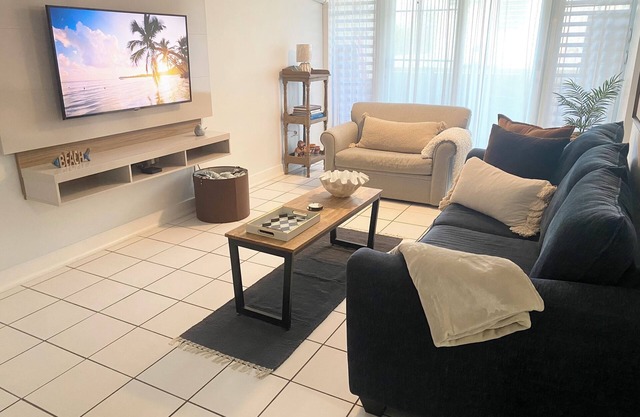 Luquillo Beach Getaway – Cozy Coastal Condo Steps from Playa Azul
