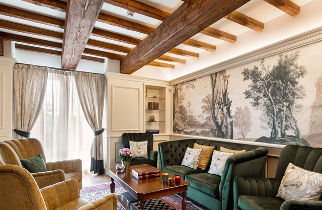 Lush holiday home in Castel San Pietro Terme with garden